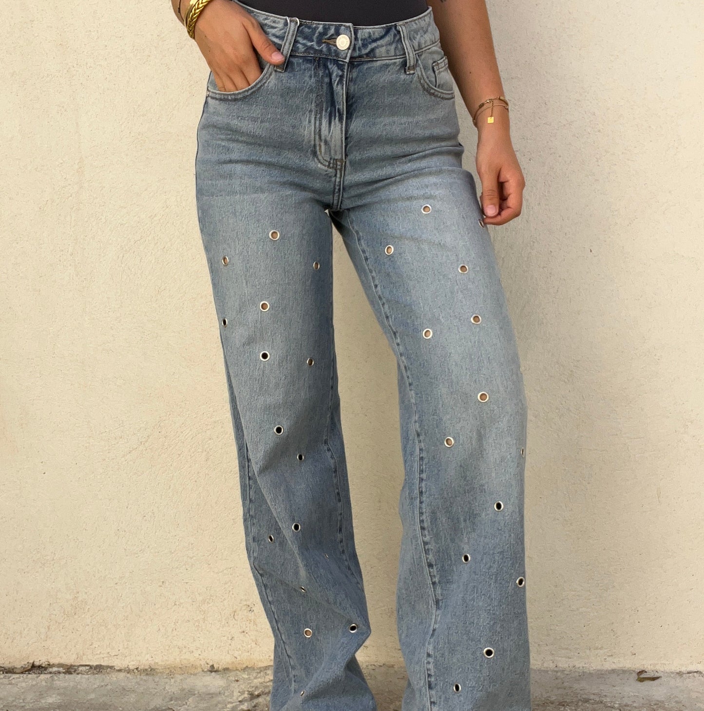 Jean Lola