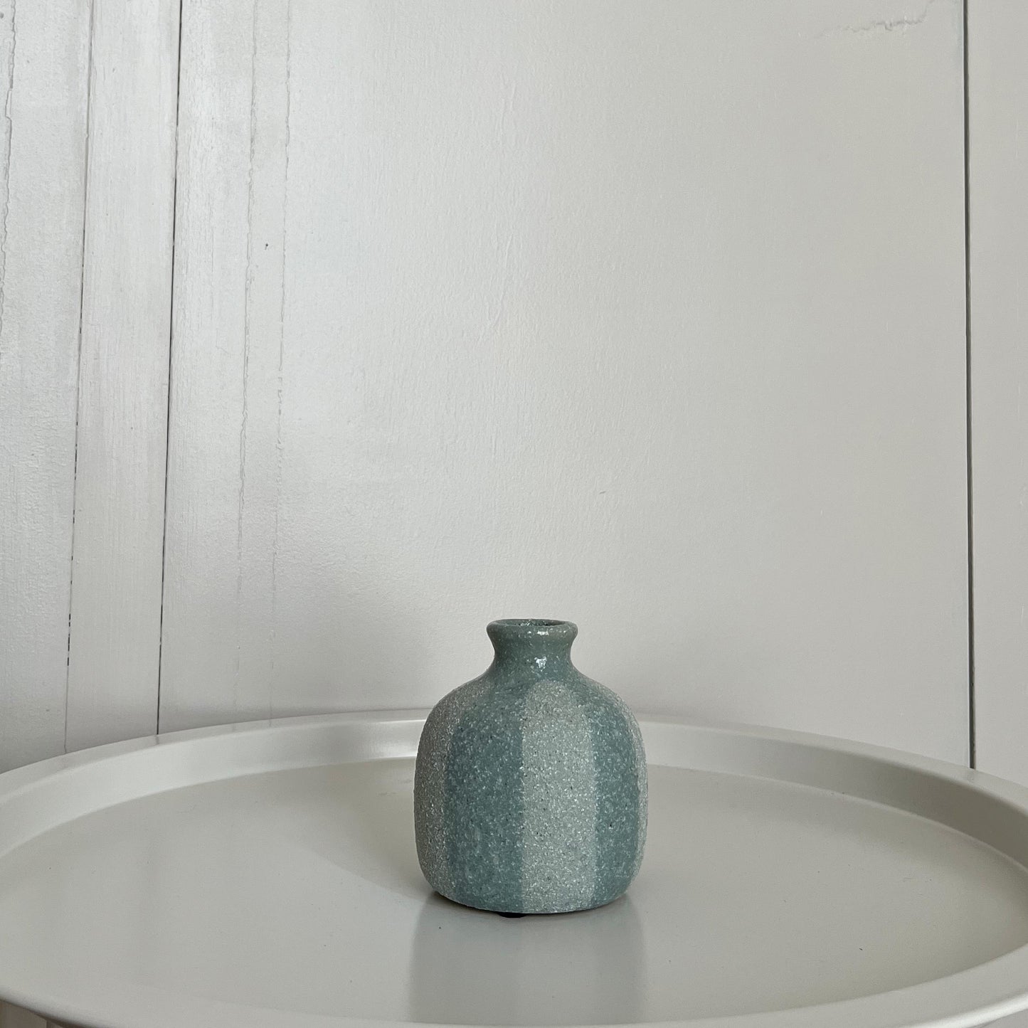 Mini vase en terre cuite