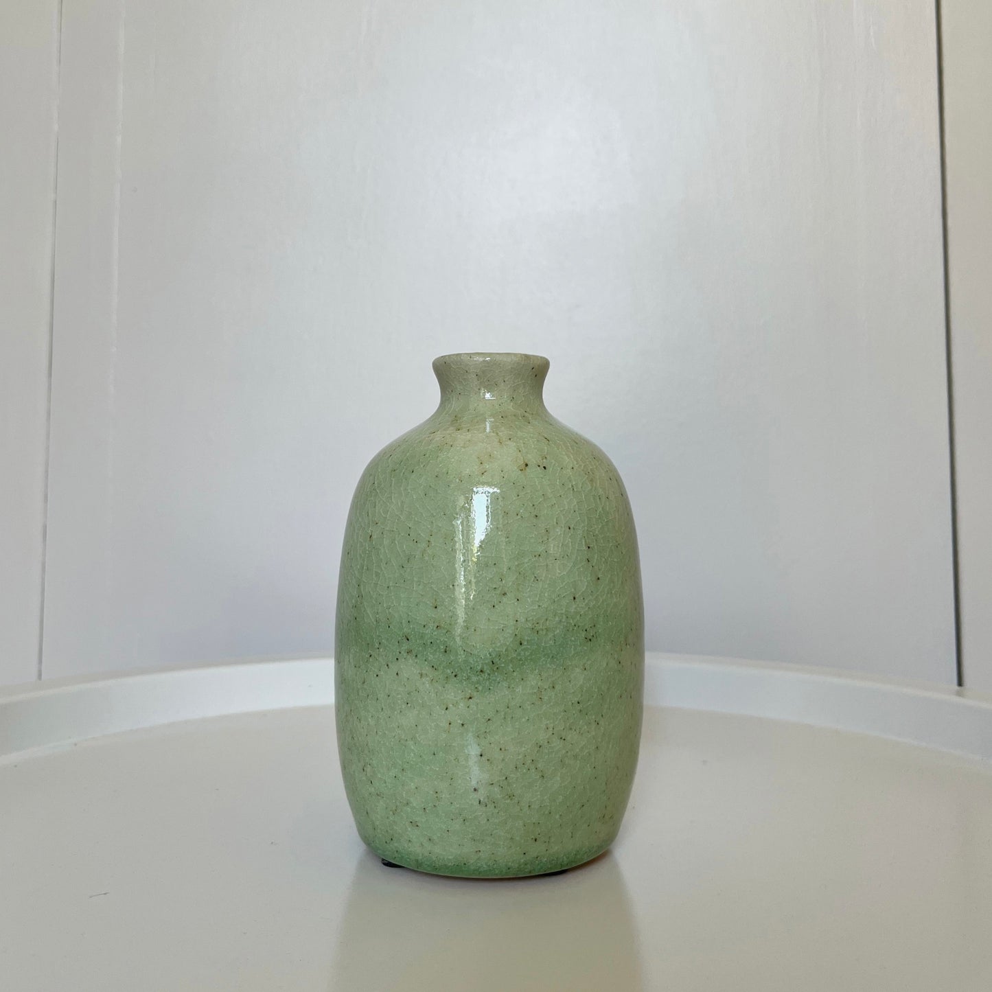 Mini vase en céramique vert